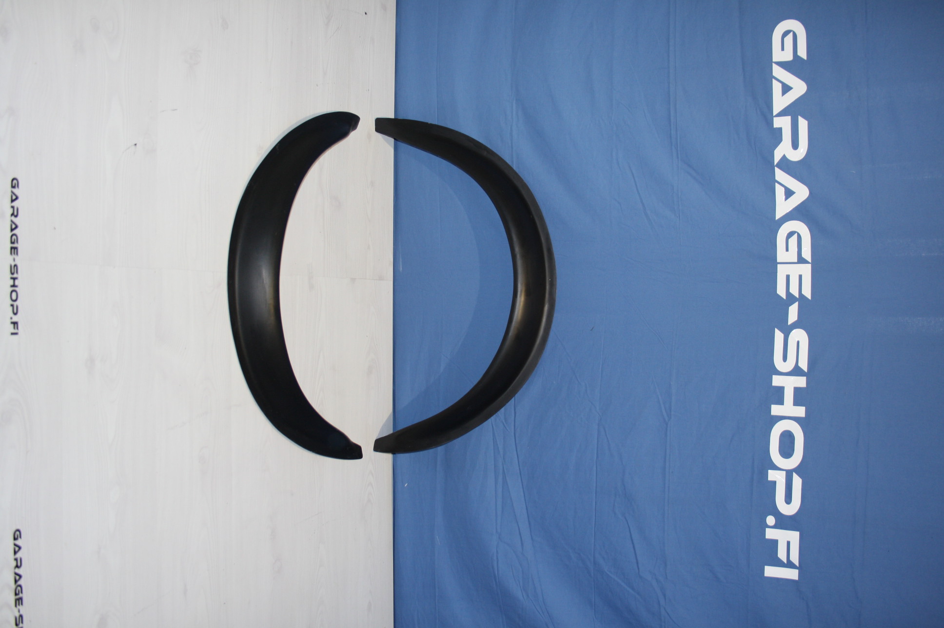 Kaarilevikkeet toyota/ universal kaaripari